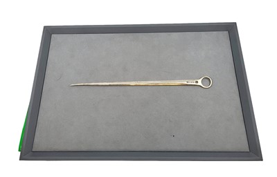 Lot 450 - A GEORGE III ENGLISH SILVER MEAT SKEWER,...