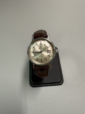 Lot 343 - A LADY'S STAINLESS STEEL OMEGA DE VILLE...