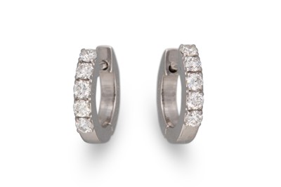Lot 250 - A PAIR OF DIAMOND HOOP EARRINGS, huggie style,...