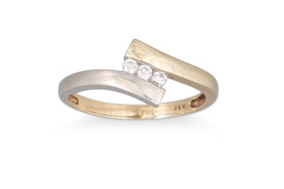 Lot 128 - A THREE STONE RING, mounted in 9ct gold, 2.2 g