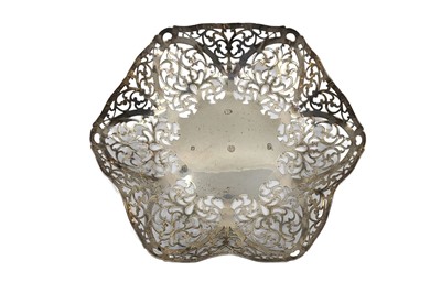 Lot 468 - A MODERN ROYAL IRISH SILVER SHAPED OPEN BREAD...