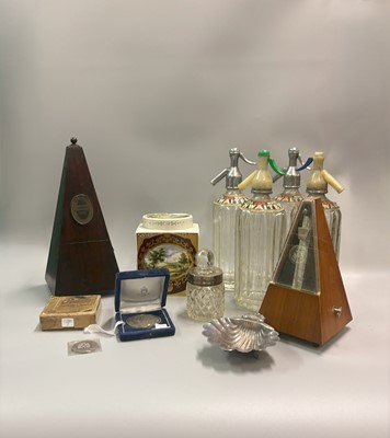 Lot 480 - A LARGE COLLECTION OF COLLECTABLES, comprising...