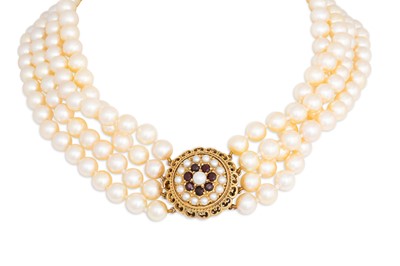 Lot 222 - A FOUR ROWED PEARL CHOKER NECKLACE, to a...