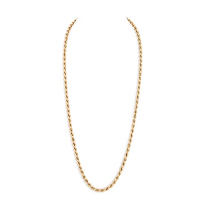 Lot 257 - A 9CT GOLD TWISTED ROPE LINK CHAIN, 28" long,...