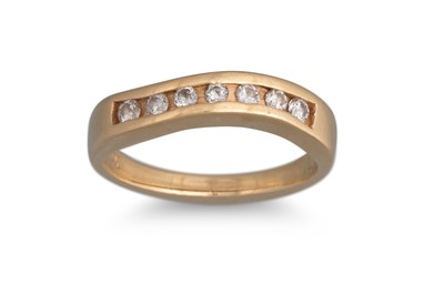 Lot 169 - A DIAMOND HALF ETERNITY RING, the brilliant...