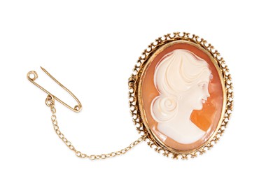 Lot 233 - A CARVED CAMEO BROOCH, mounted in 9ct yellow gold