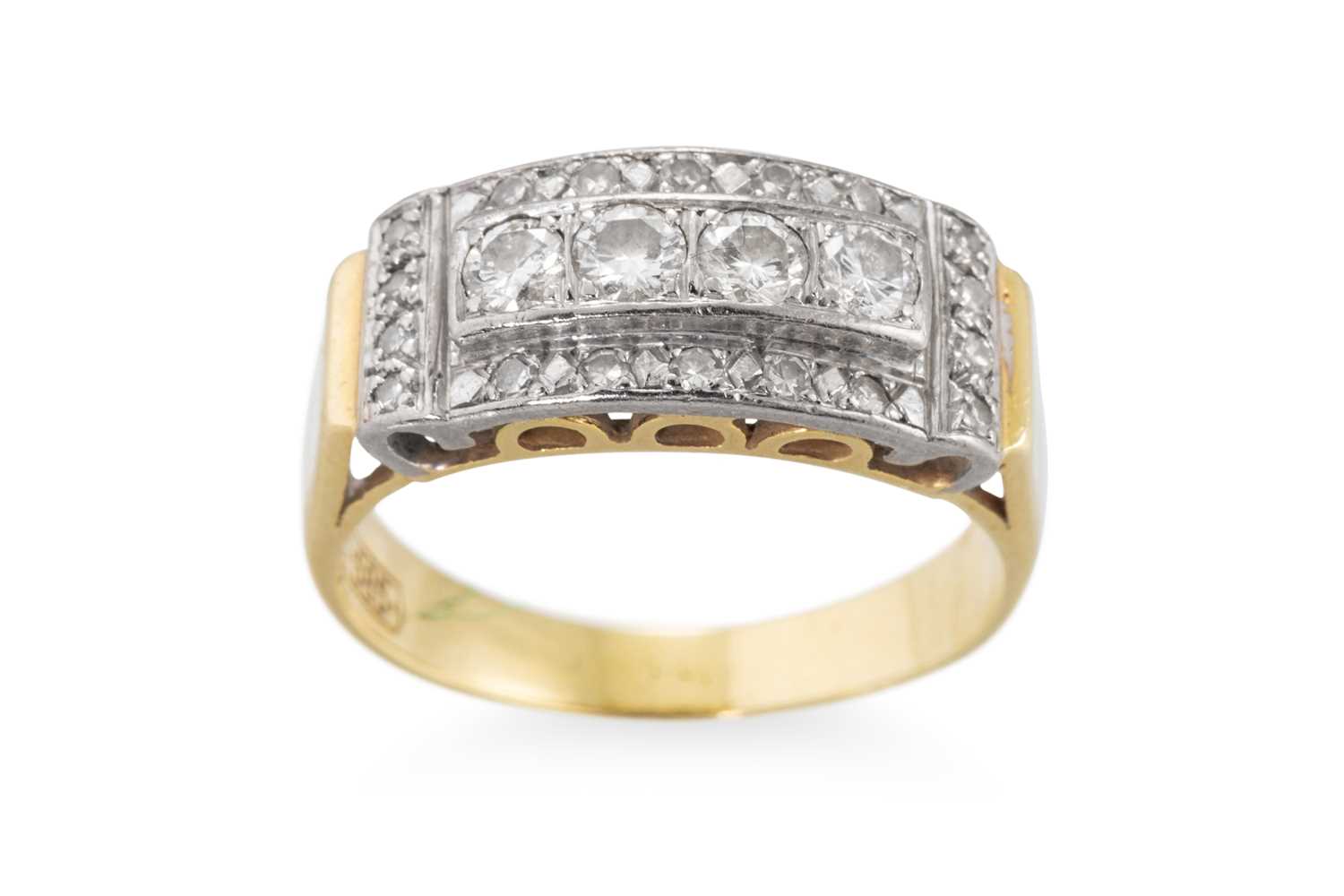 Lot 88 - A DIAMOND PLAQUE RING, mounted in 14ct yellow...