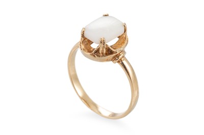 Lot 145 - A COLLECTION OF SEVEN GOLD DRESS RINGS, 20 g.