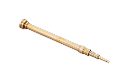 Lot 19 - AN ANTIQUE 15CT GOLD RETRACTABLE PENCIL, by...