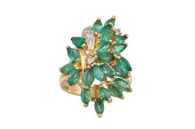 Lot 40 - AN EMERALD AND DIAMOND DRESS RING, set with...