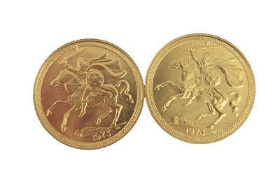 Lot 379 - TWO ISLE OF MAN 1973 GOLD HALF SOVEREIGN COINS,...