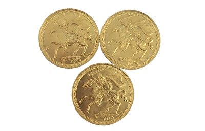 Lot 380 - THREE ISLE OF MAN 1973 GOLD HALF SOVEREIGN...