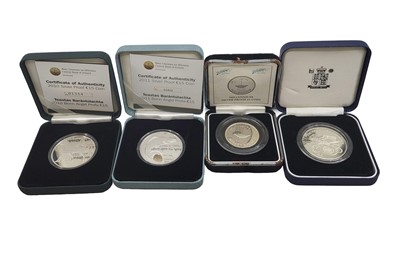 Lot 386 - A 1995 UN SILVER PROOF IRISH COIN, plus a 2000...