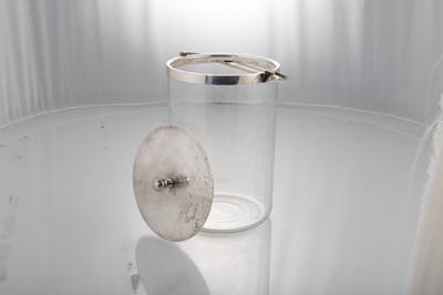 Lot 210 - A VICTORIAN SILVER MOUNTED ICE BUCKET/BISCUIT...