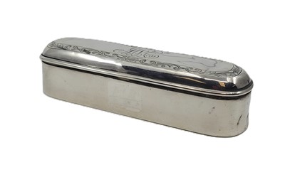 Lot 414 - AN ANTIQUE STERLING SILVER OBLONG RING BOX,...