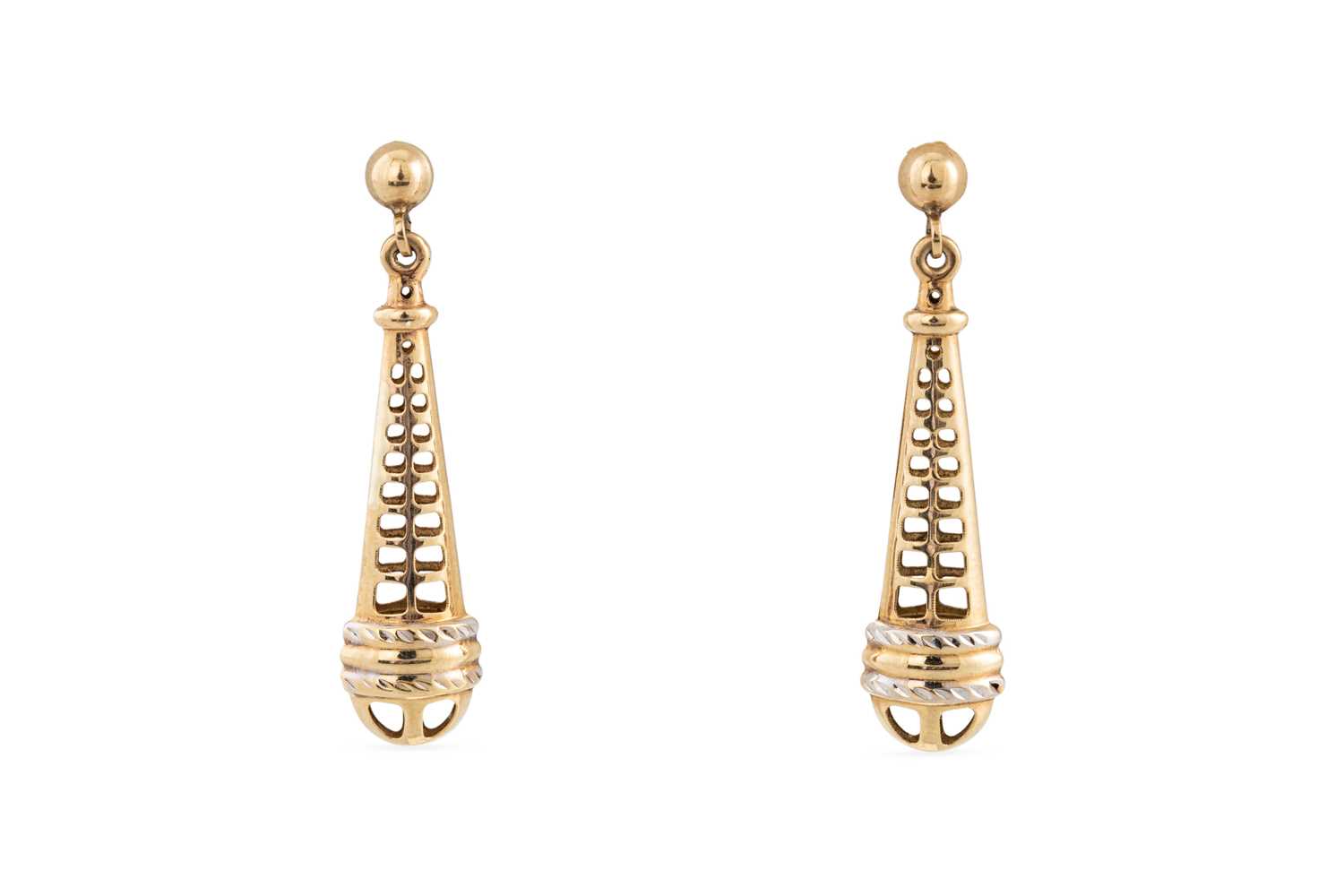 Lot 7 - A PAIR OF 9CT YELLOW GOLD DROP EARRINGS, 1.5 g.