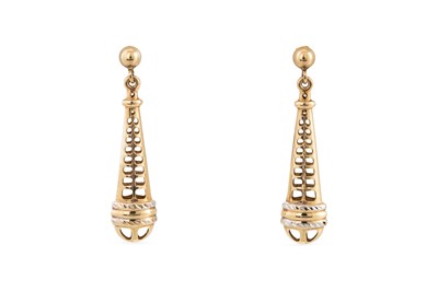 Lot 7 - A PAIR OF 9CT YELLOW GOLD DROP EARRINGS, 1.5 g.