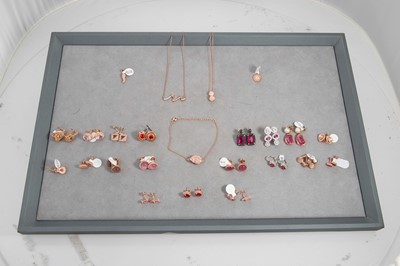 Lot 188 - A COLLECTION OF STONE SET JEWELLERY,...