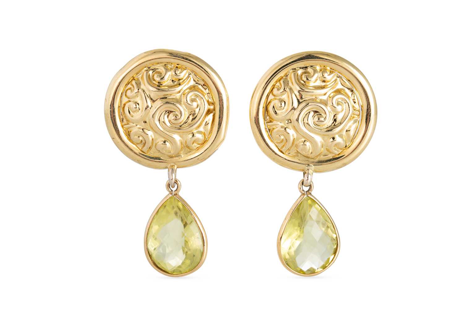 Lot 108 - A PAIR OF LEMON QUARTZ DROP EARRINGS, the...