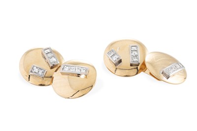 Lot 214 - A PAIR OF DIAMOND SET CUFFLINKS, the circular...