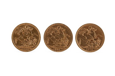 Lot 368 - THREE VICTORIAN FULL GOLD SOVEREIGN ENGLISH...