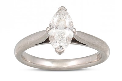 Lot 412 - A BOODLES DIAMOND SOLITAIRE RING, the marquise...