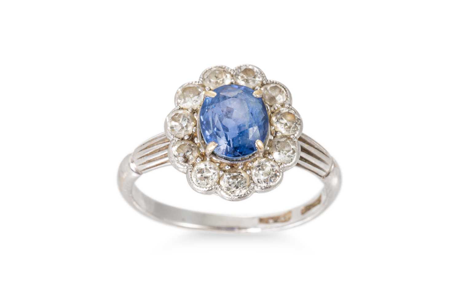 Lot 70 - AN EARLY 20TH CENTURY SAPPHIRE AND OLD CUT...