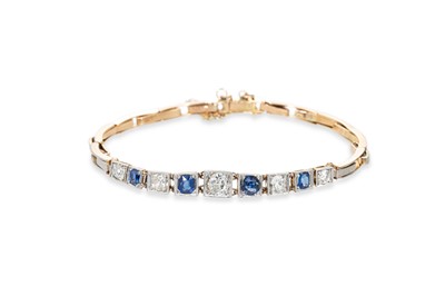 Lot 141 - AN EDWARDIAN DIAMOND AND SAPPHIRE SET BRACELET,...