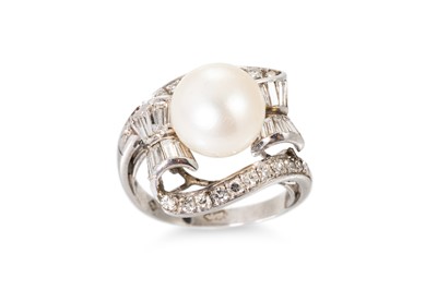 Lot 179 - A CULTURED PEARL AND DIAMOND RING, mounted in...
