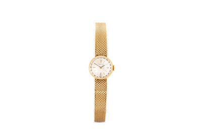Lot 425 - AN 18CT YELLOW GOLD LADY'S I.W.C WRISTWATCH,...