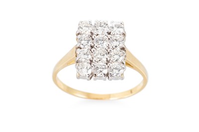 Lot 230 - A VINTAGE DIAMOND PLAQUE STYLE CLUSTER RING,...