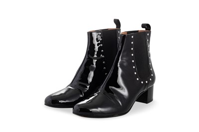 Lot 245 - A PAIR OF ALEXA CHUNG LADY'S BOOTS, Black...
