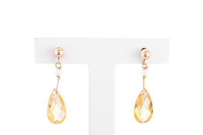 Lot 68 - A PAIR OF CITRINE DROP EARRINGS, mounted in...