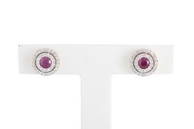 Lot 69 - A PAIR OF DIAMOND AND RUBY TARGET EARRINGS,...