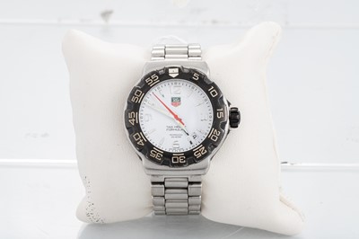 Lot 400 - A GENT'S TAG HEUER FORMULA ONE WRIST WATCH,...