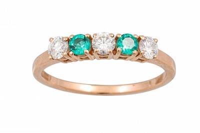 Lot 169 - A DIAMOND AND GEM SET FIVE STONE RING, the...
