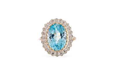 Lot 365 - A BLUE TOPAZ AND DIAMOND CLUSTER RING, mounted...