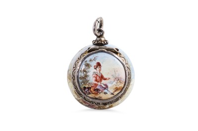 Lot 224 - AN ANTIQUE SILVER GILT AND ENAMEL VINAIGRETTE,...