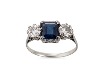 Lot 355 - A VINTAGE SYNTHETIC SAPPHIRE AND DIAMOND THREE...