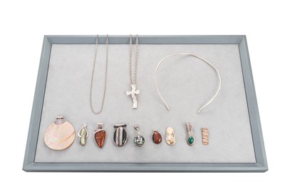 Lot 152 - AN INTERESTING COLLECTION OF VINTAGE & MODERN...