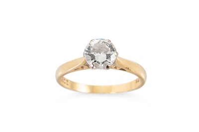 Lot 373 - A DIAMOND SOLITAIRE RNG, the brilliant cut...