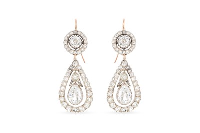 Lot 330 - A 19TH CENTURY SUITE OF ANTIQUE DIAMOND...