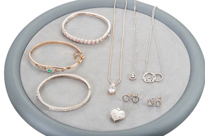 Lot 10 - A COLLECTION OF SILVER JEWELLERY, bangles,...