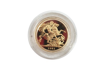Lot 481 - A 1981 GOLD PROOF FULL SOVEREIGN ENGLISH COIN,...