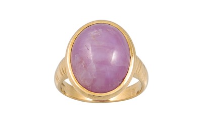 Lot 194 - A CABOCHON RUBY DRESS RING, mounted in 18ct gold