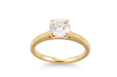 Lot 224 - A DIAMOND SOLITAIRE RING, the brilliant cut...
