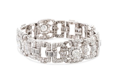 Lot 225 - A DIAMOND SET ART DECO STYLE PANEL BRACELET,...