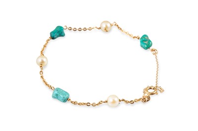Lot 194 - A TURQUOISE AND PEARL BRACELET, to an 18ct...