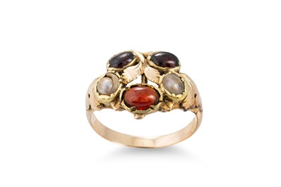 Lot 189 - AN ANTIQUE CABOCHON GARNET AND PEARL RING,...