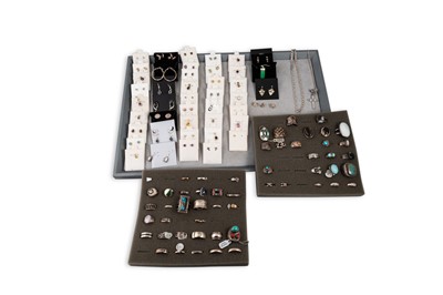 Lot 169 - A LARGE AND MISCELLANEOUS COLLECTION OF...